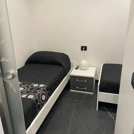 Vacanze Donna Ina Apartment Palermo