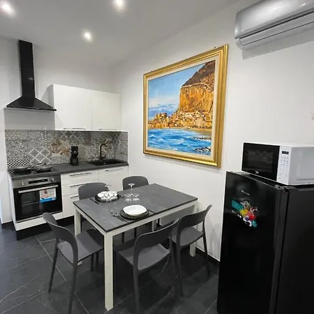 Vacanze Donna Ina פלרמו